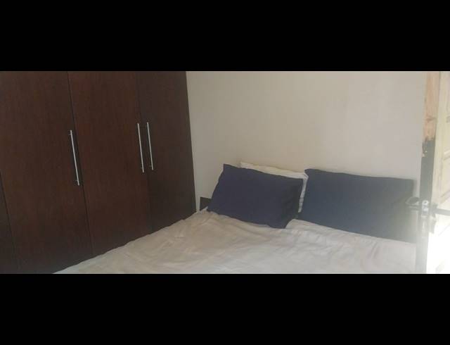 4 BEDROOM HOUSE FOR SALE IN LADY SELBORNE